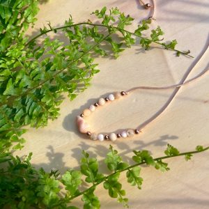 Morski minimalistyczny naszyjnik choker z muszelką