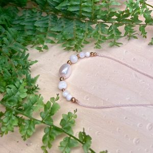 Morski minimalistyczny naszyjnik choker z perłą